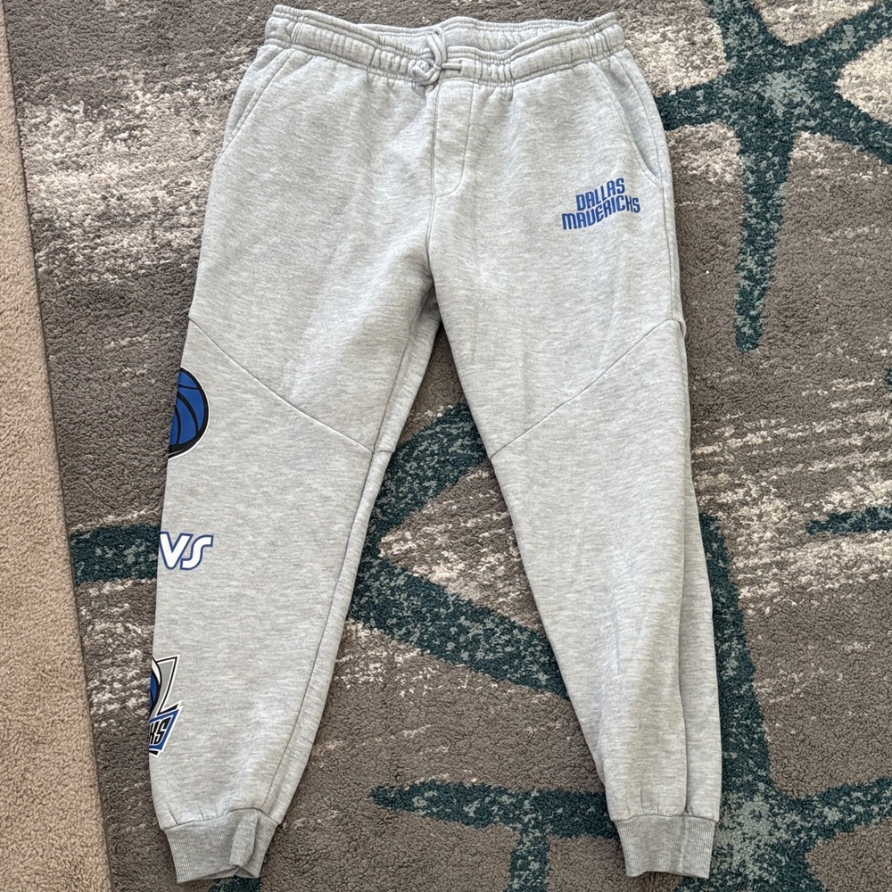 NBA Gray Sweatpants with Blue Dallas Mavericks Logo
